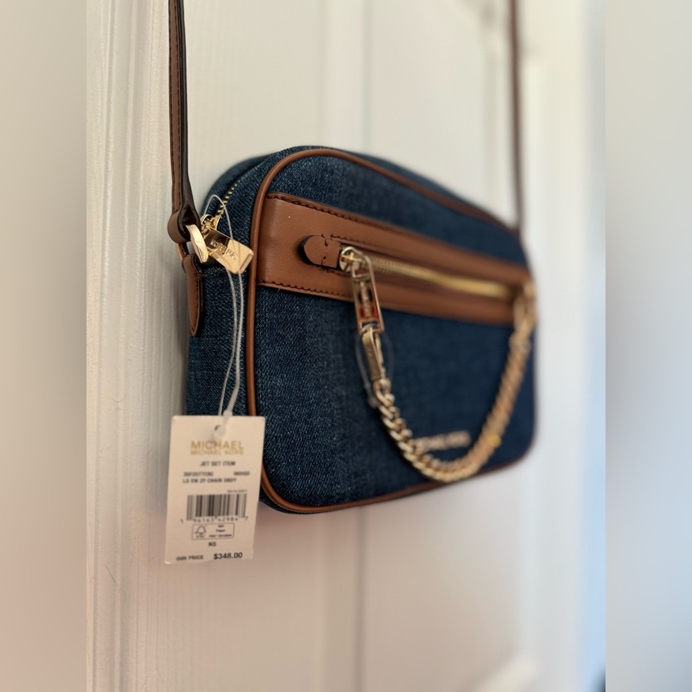 NWT Michael Kors Jet Set Shoulder bag, denim and brown